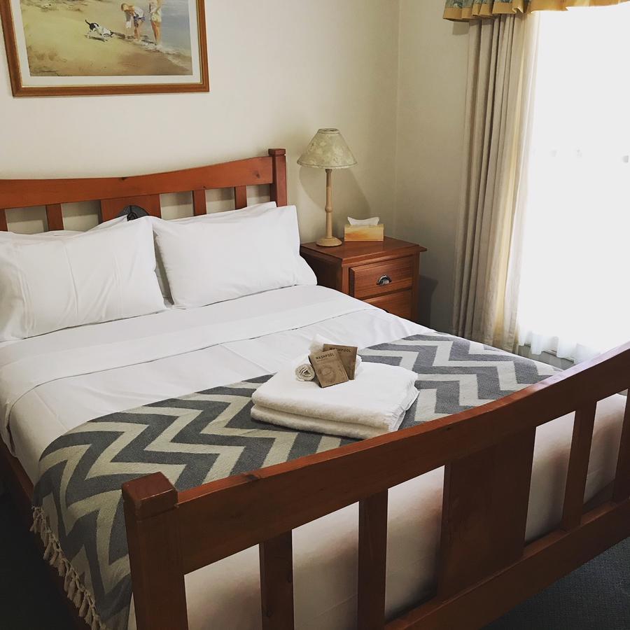 Honeysuckle Cottages Stanthorpe Esterno foto